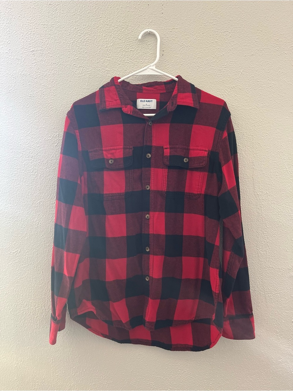 Old Navy Red and Black Buffalo Plaid Button-Up Shirt